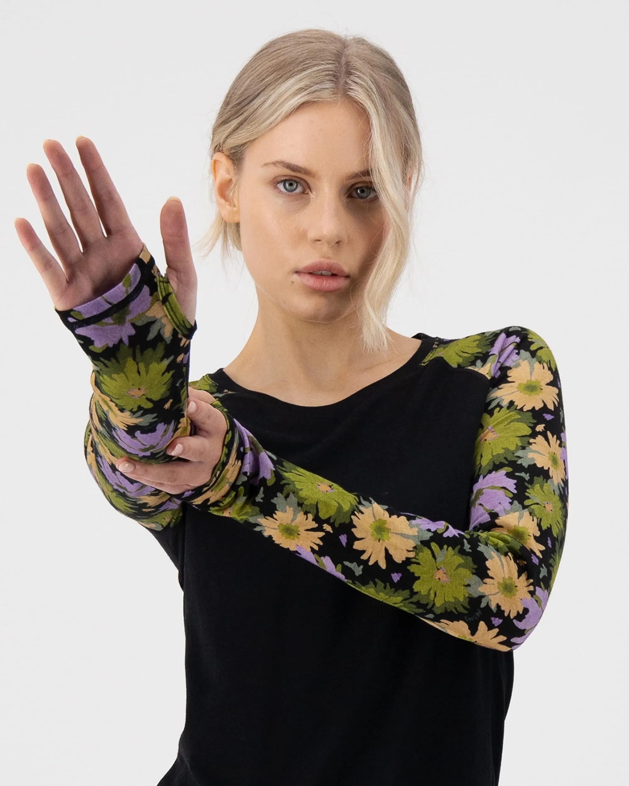 Bella Merino Long Sleeve - Alpine Bloom / Black