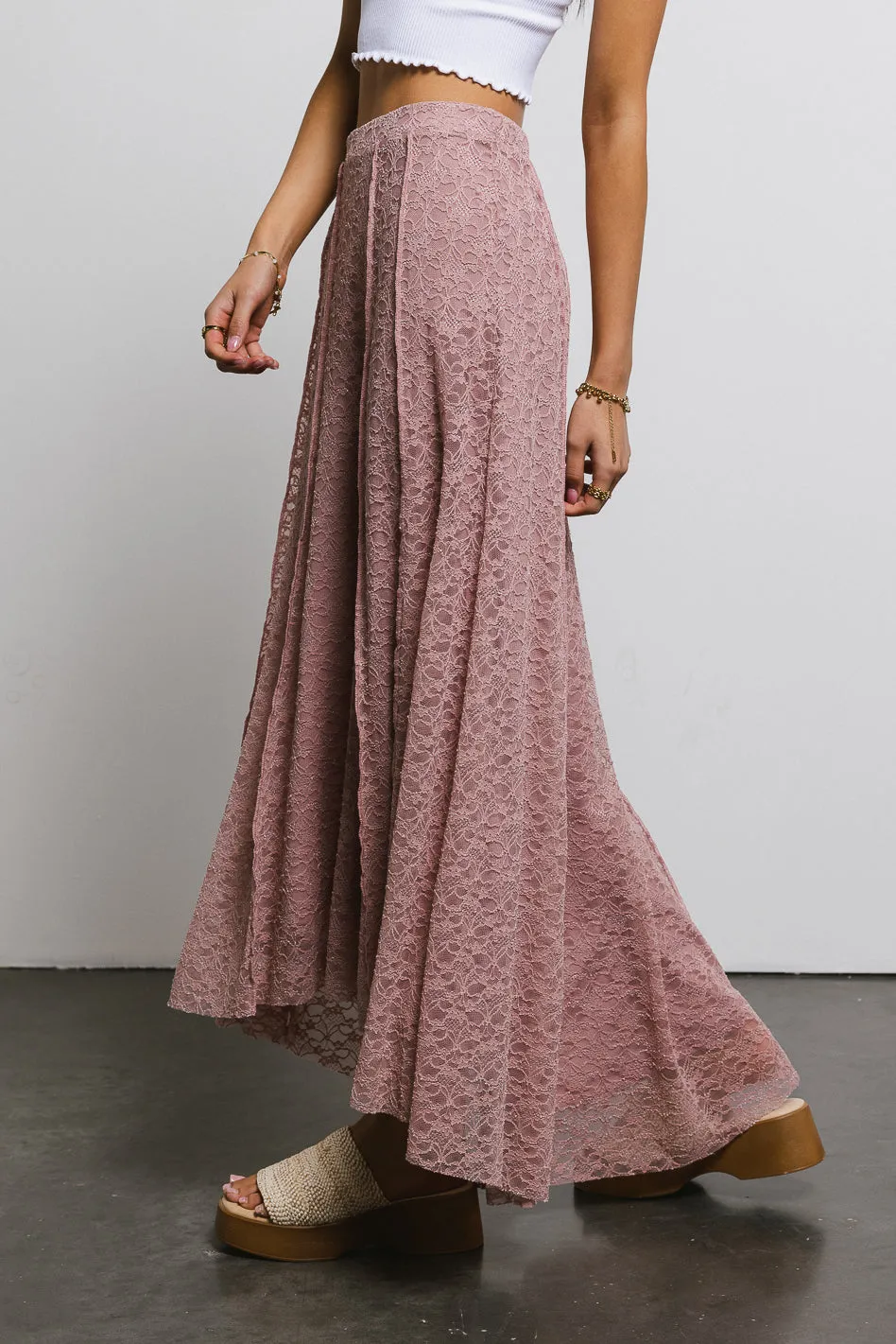 Eliza Lace Skirt in Rose