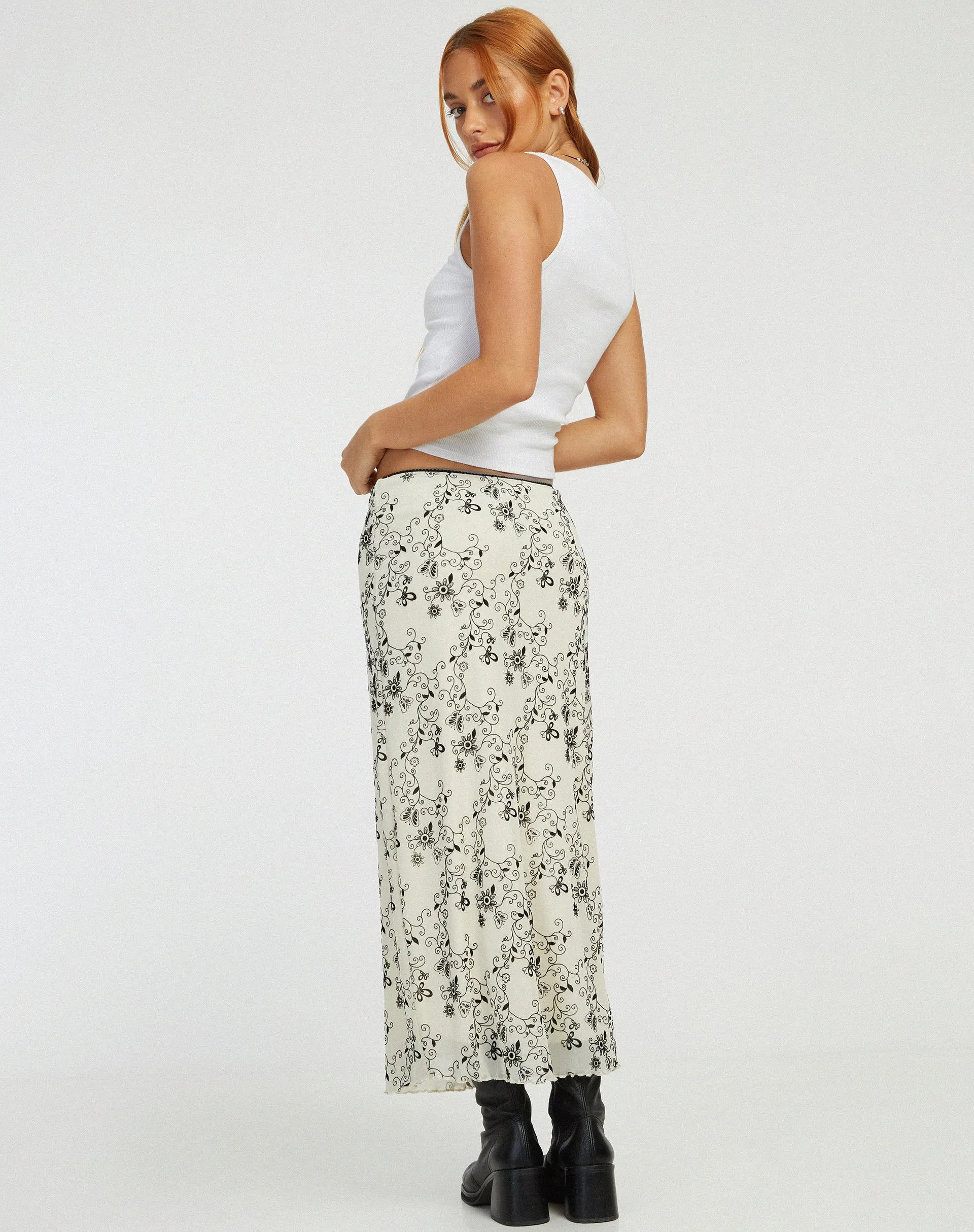 Lassie Maxi Skirt in Butterfly Vine Flock White