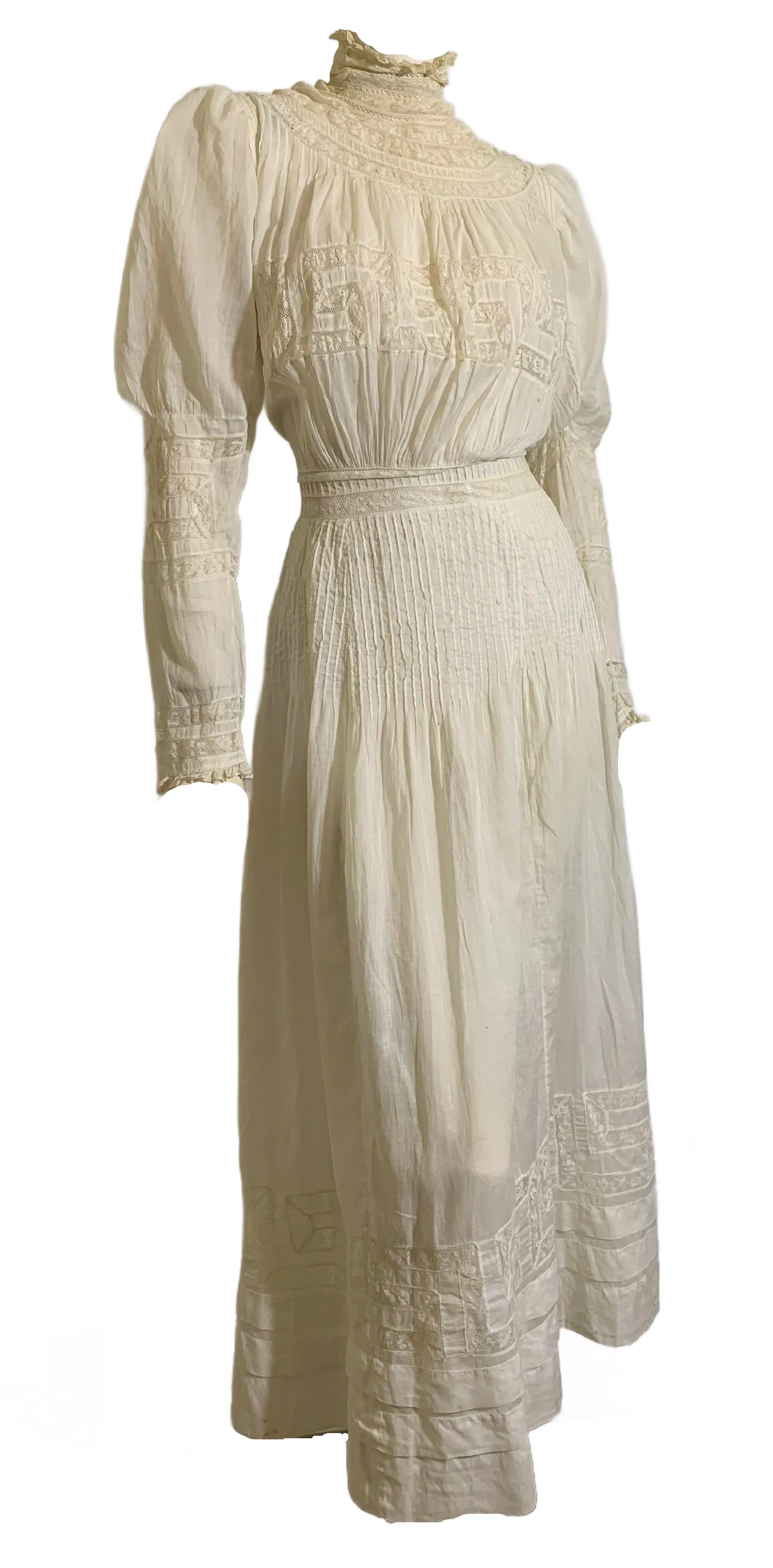 Sweet White Lawn Cotton Pin Tucked Lace Trimmed Garden Party Dress circa 1890s