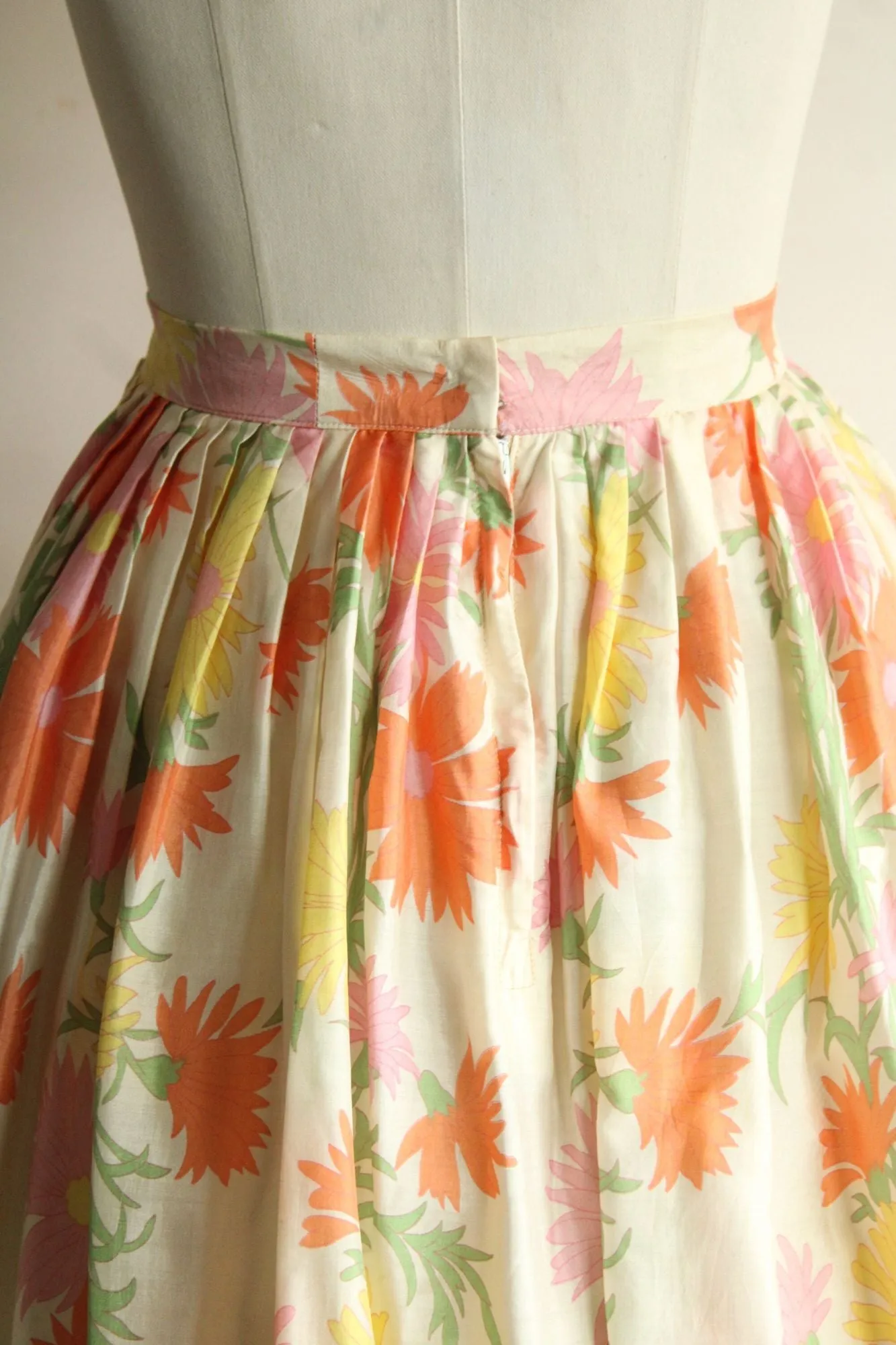 Vintage 1960s Silk Pastel Floral Pleated Circle Skirt