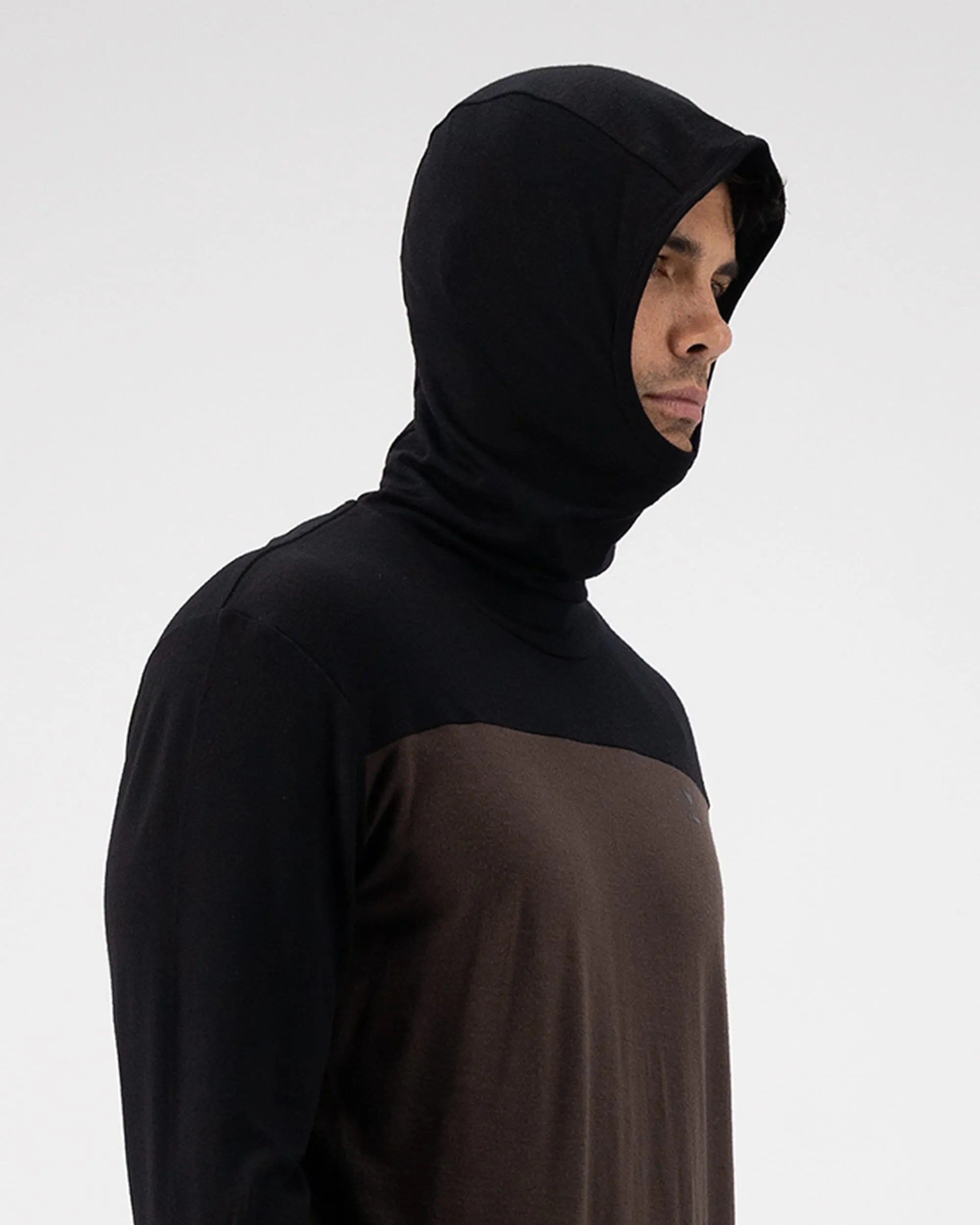 Yotei Merino Powder Hood Long Sleeve - Cedar / Black